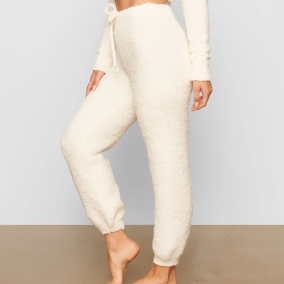 Skims Womens cream cozy knit fluffy drawstring joggers S/M - Picture 1 of 9